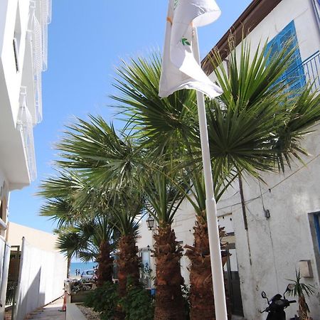 La C Mer Larnaka Exterior foto